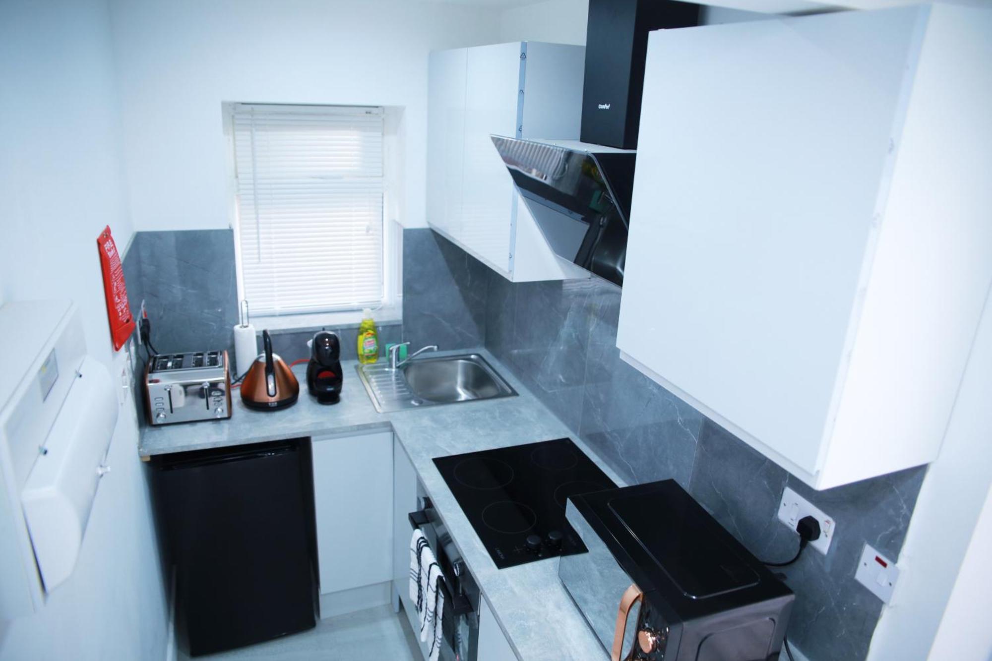 Harrow Luxury Flat With Free Parking. Apartment Лондон Екстериор снимка